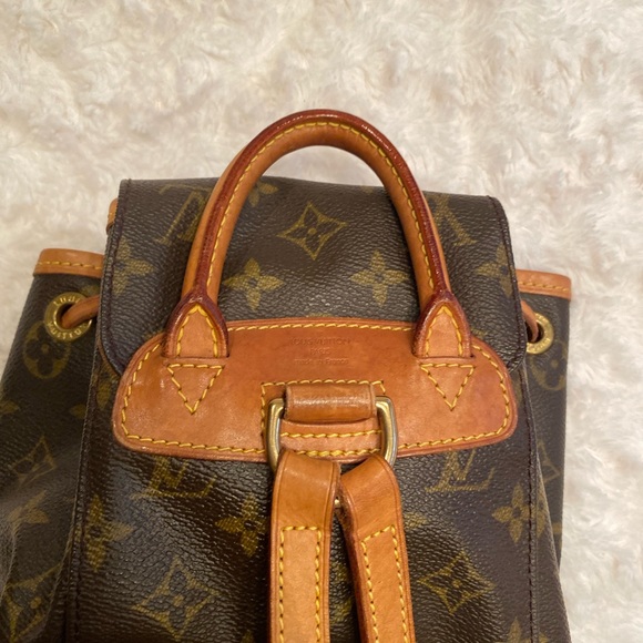 Louis Vuitton Mini Monogram Montsouris backpack - Picture 11 of 16